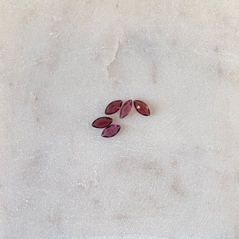 Natural Rhodolite Garnet - Picture 2 of 8